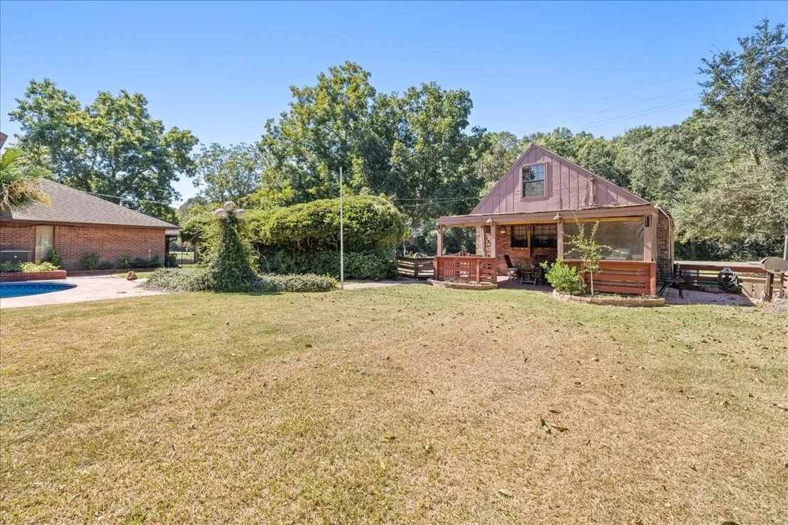 Photo of 642 Meadow Lane