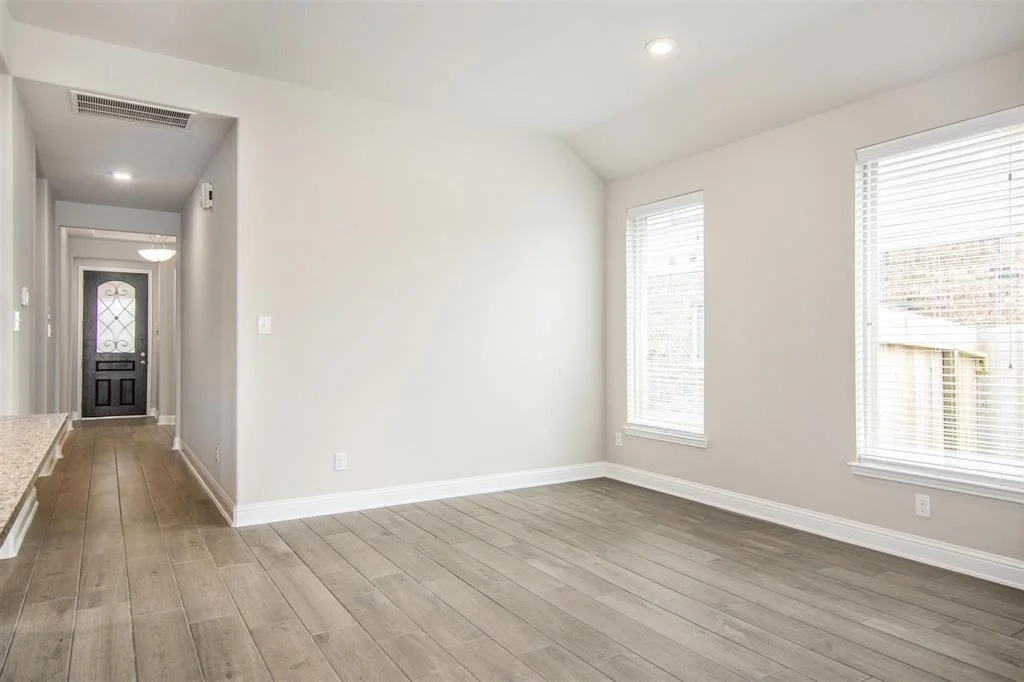 Photo of 8231 Oxbow Manor Lane