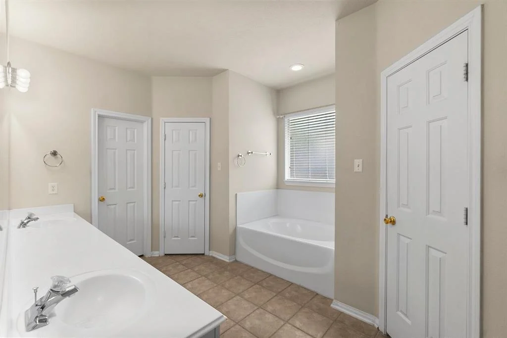Photo of 123 Park Way