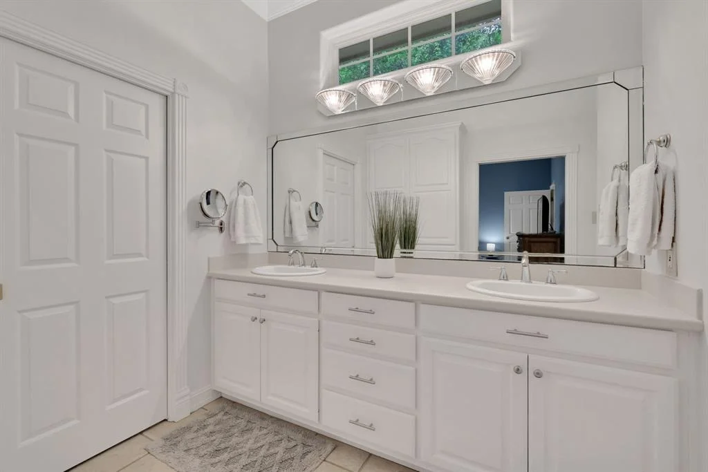 Photo of 69 Lake Oaks Circle