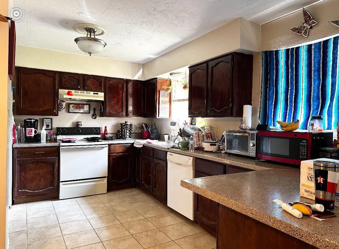 Photo of 6222 Brookgate Drive