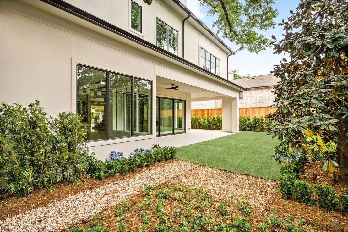 Photo of 4006 Overbrook Lane