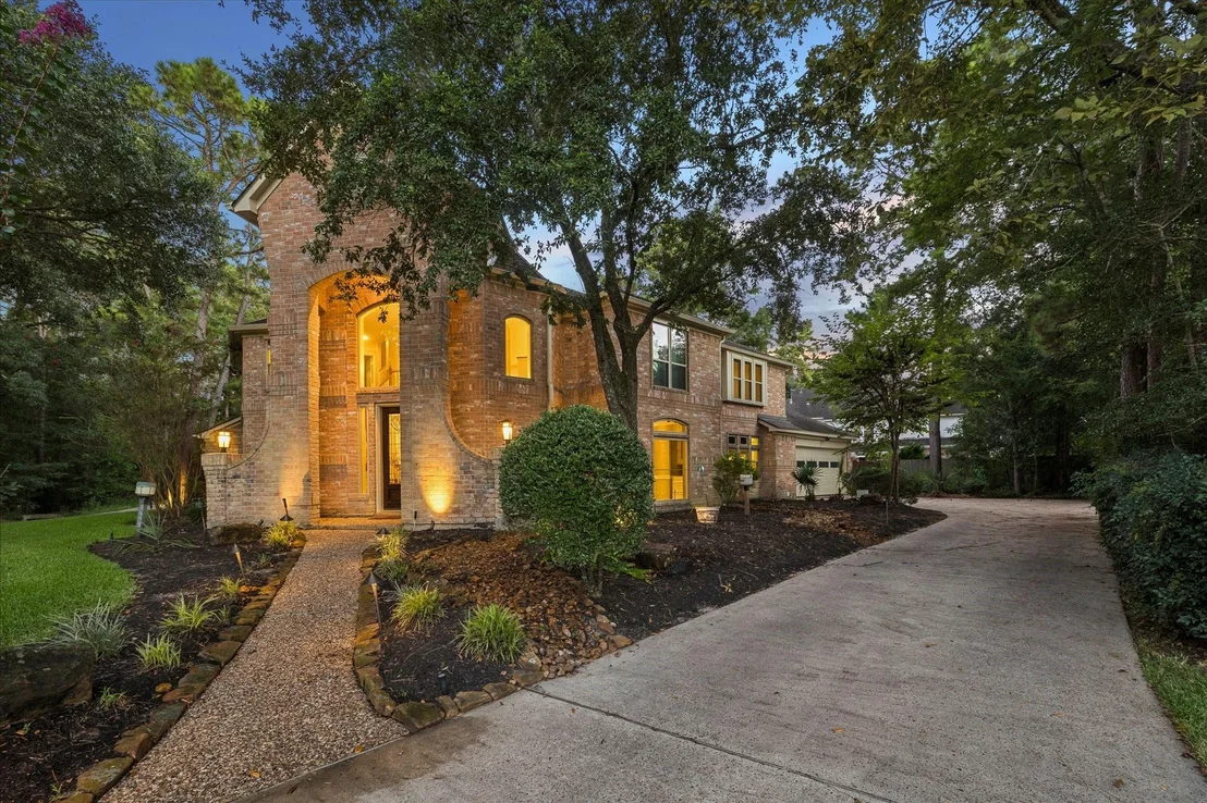 Photo of 44 Dovewood Place