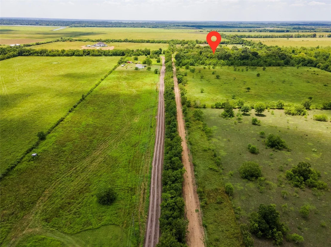 Photo of 800 Private Road 60406