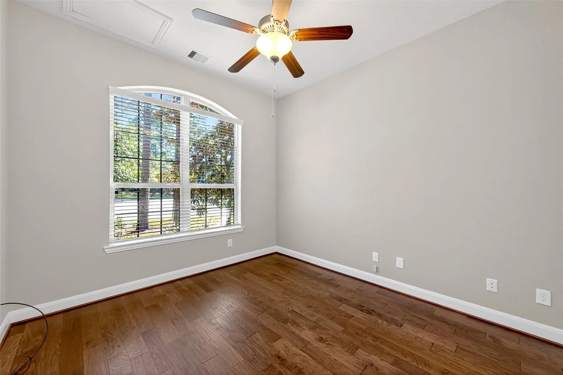 Photo of 14 S Sawbridge Circle