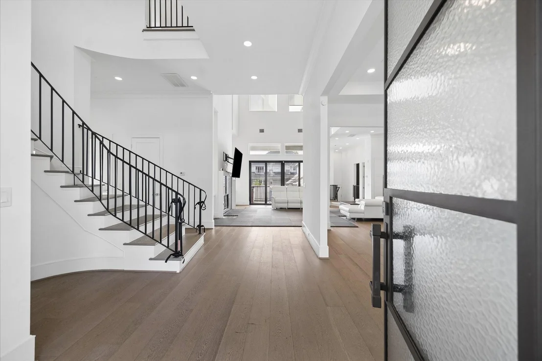Photo of 4951 Valkeith Drive