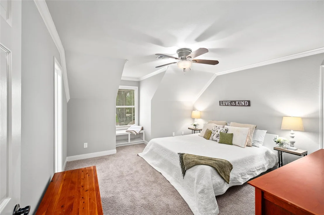 Photo of 2409 Taylor Lane