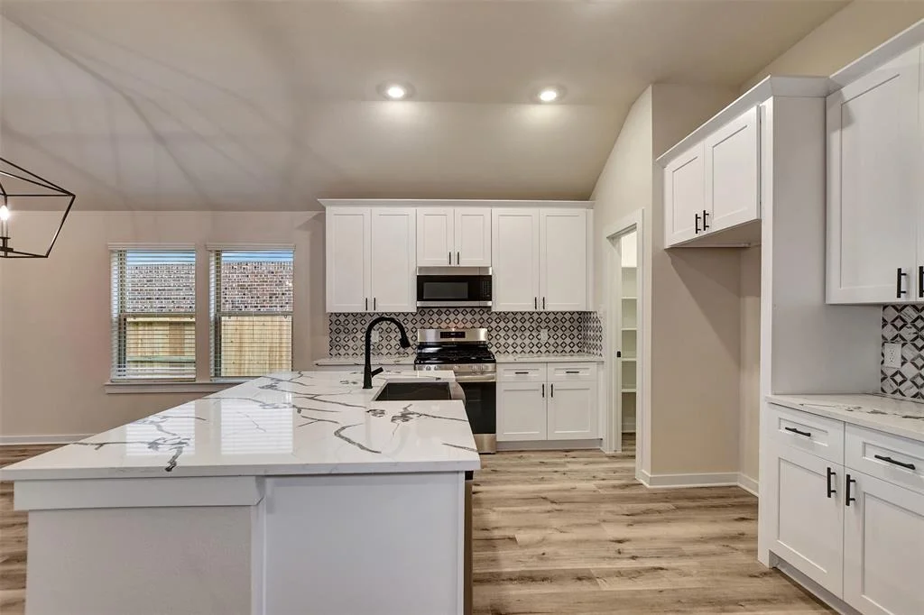 Photo of 402 Kendall Crest