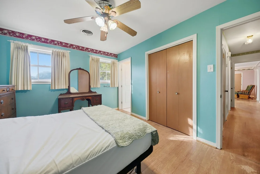 Photo of 1006 Top Hill Drive