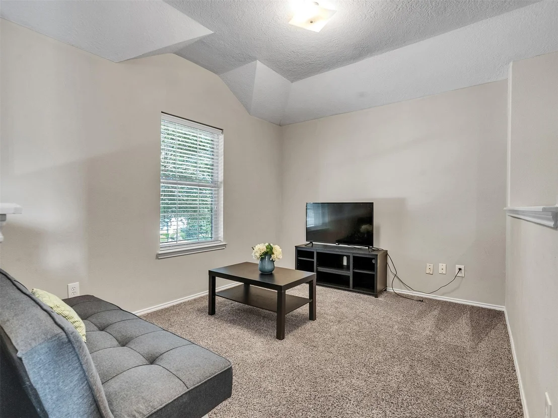 Photo of 6108 Hubbell Drive