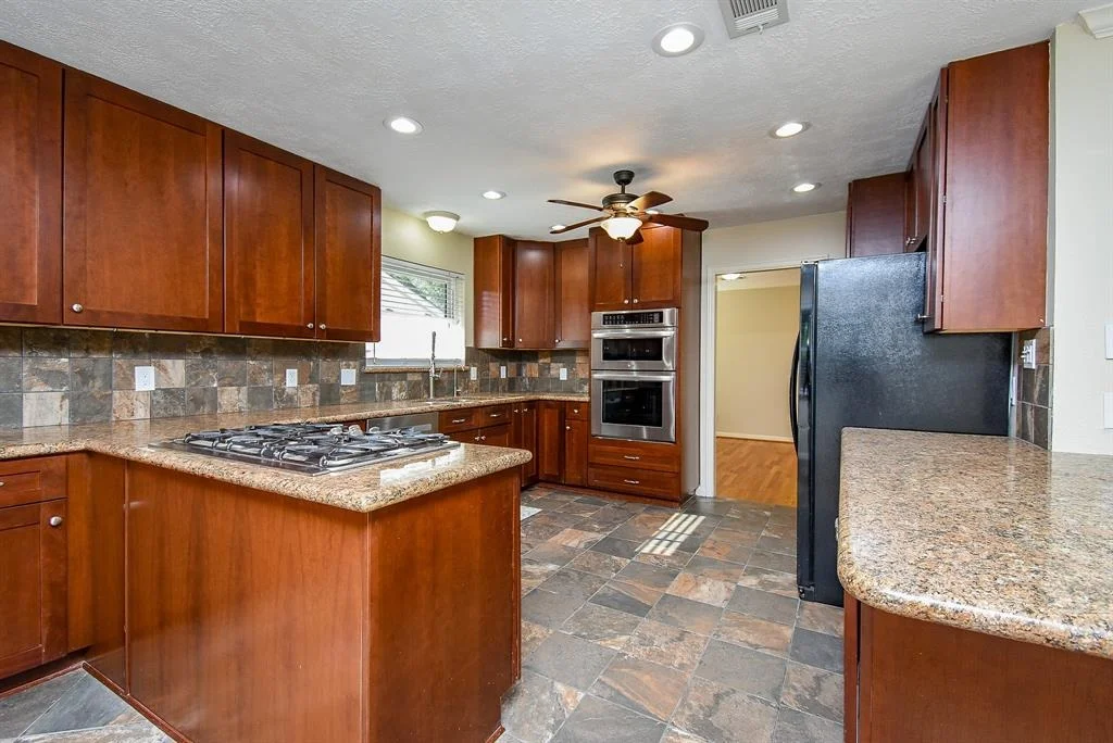 Photo of 5419 Willowbend Boulevard