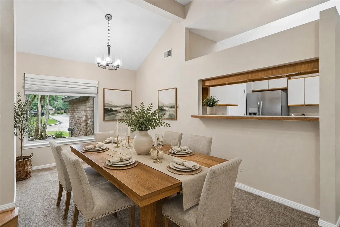 Photo of 46 Lakeridge Drive