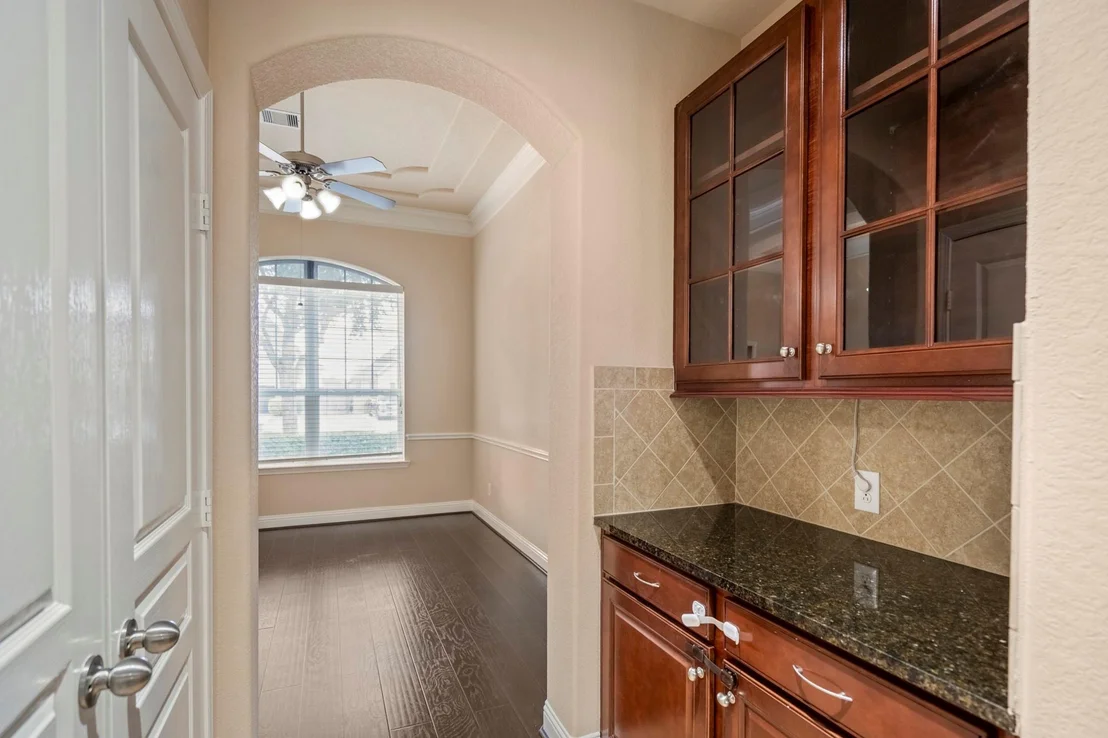 Photo of 18010 Sheldon Pines