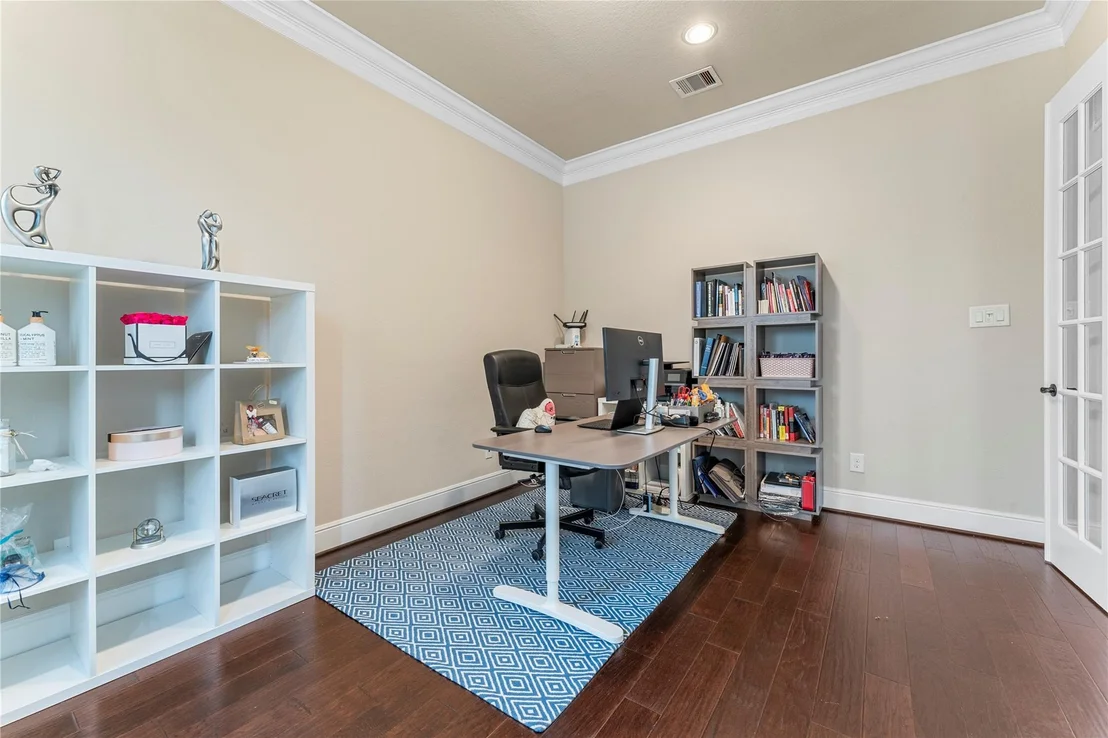 Photo of 15611 Lake Iris Drive