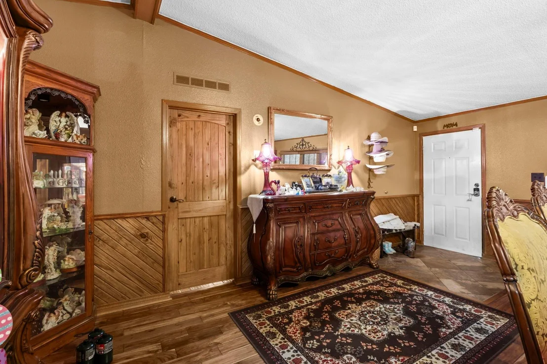 Photo of 5912 Mesquite Dr