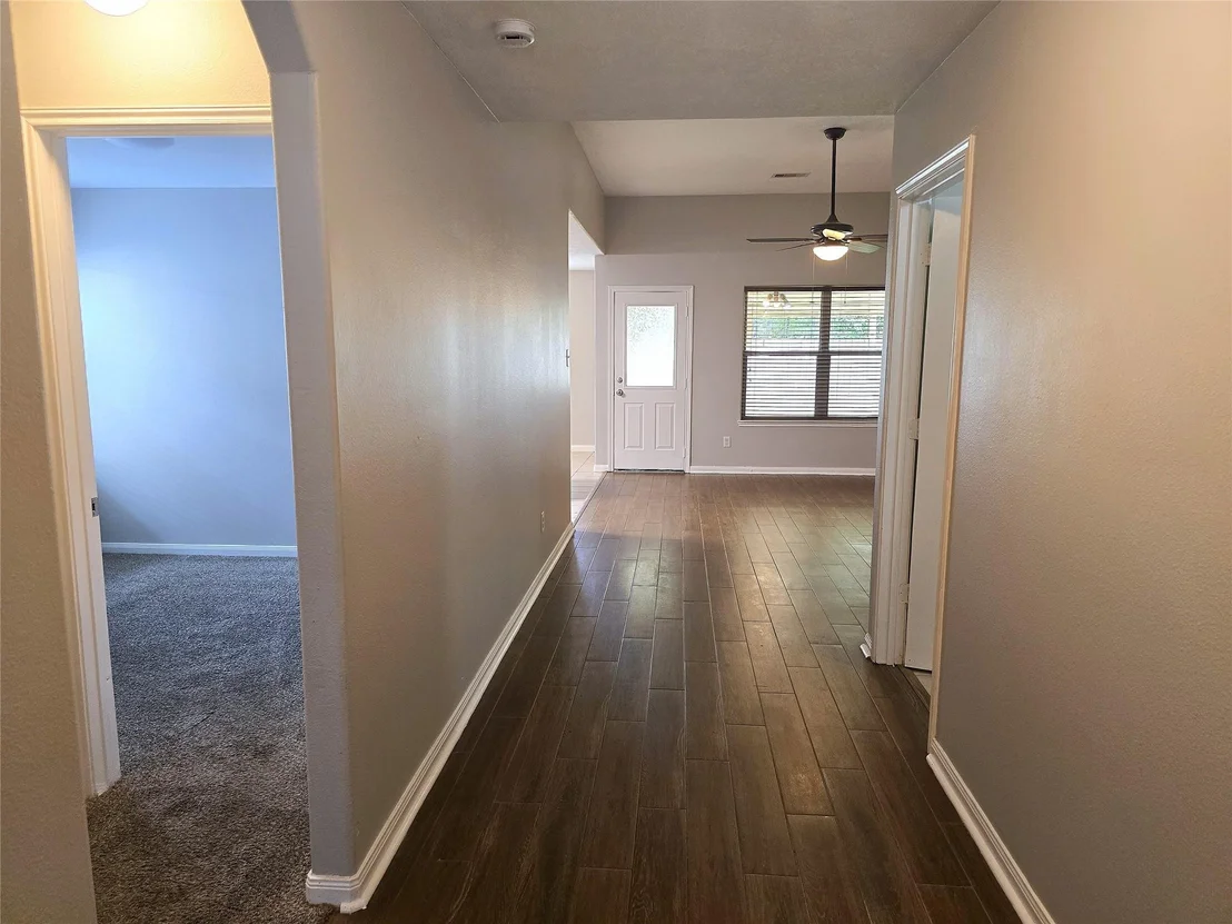 Photo of 10320 Stone Gate Drive