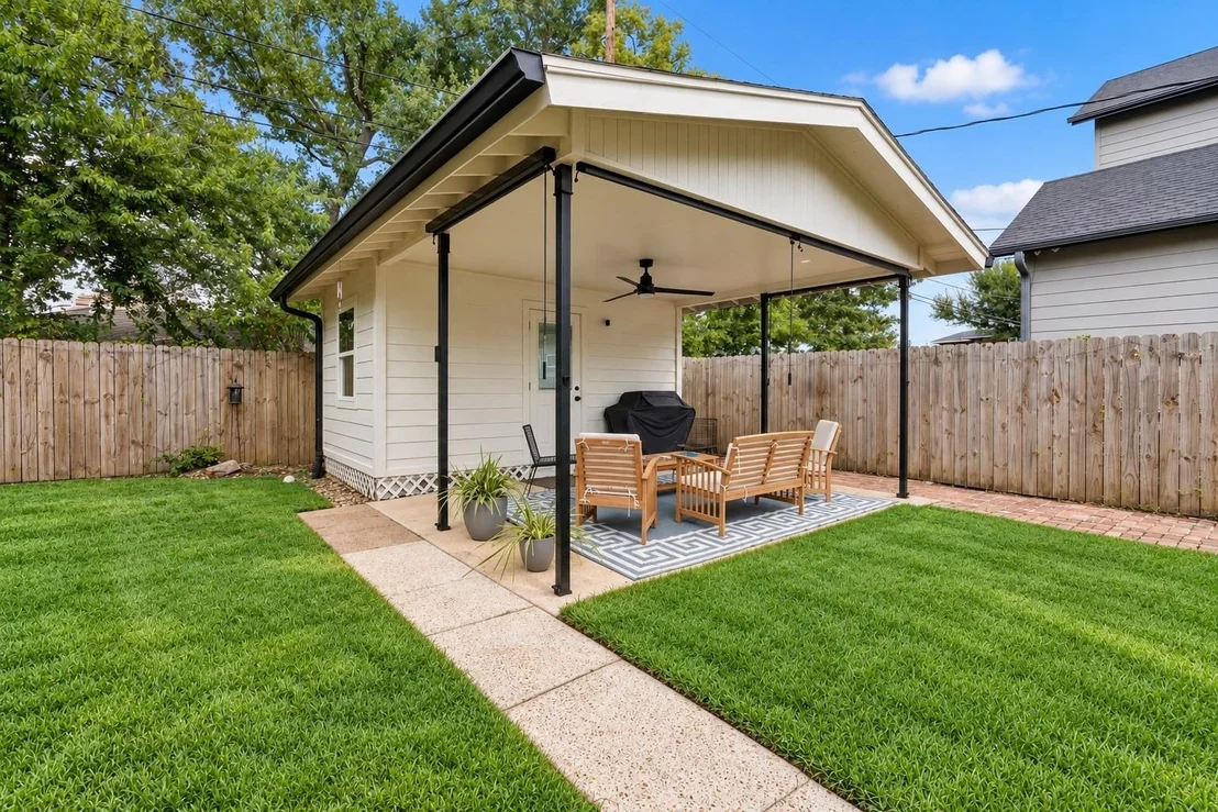 Photo of 2018 Libbey Drive