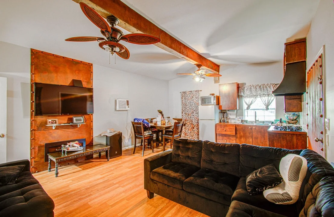 Photo of 2901 County Road 3479b