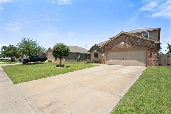 Photo of 1327 Diamond Drape Drive