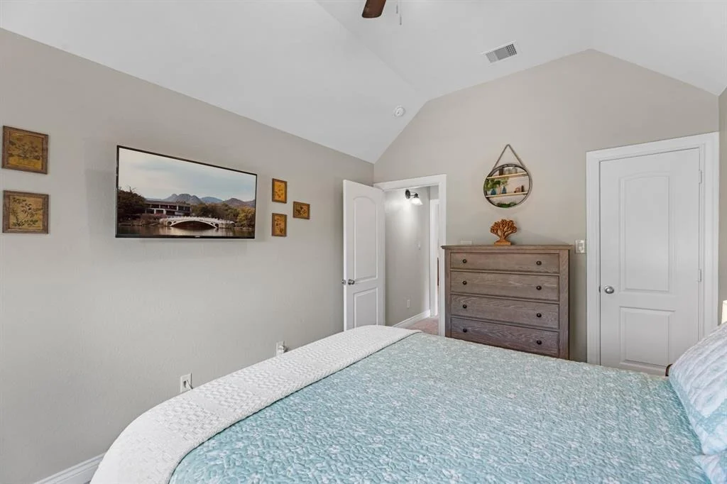 Photo of 114 Red Eagle Court