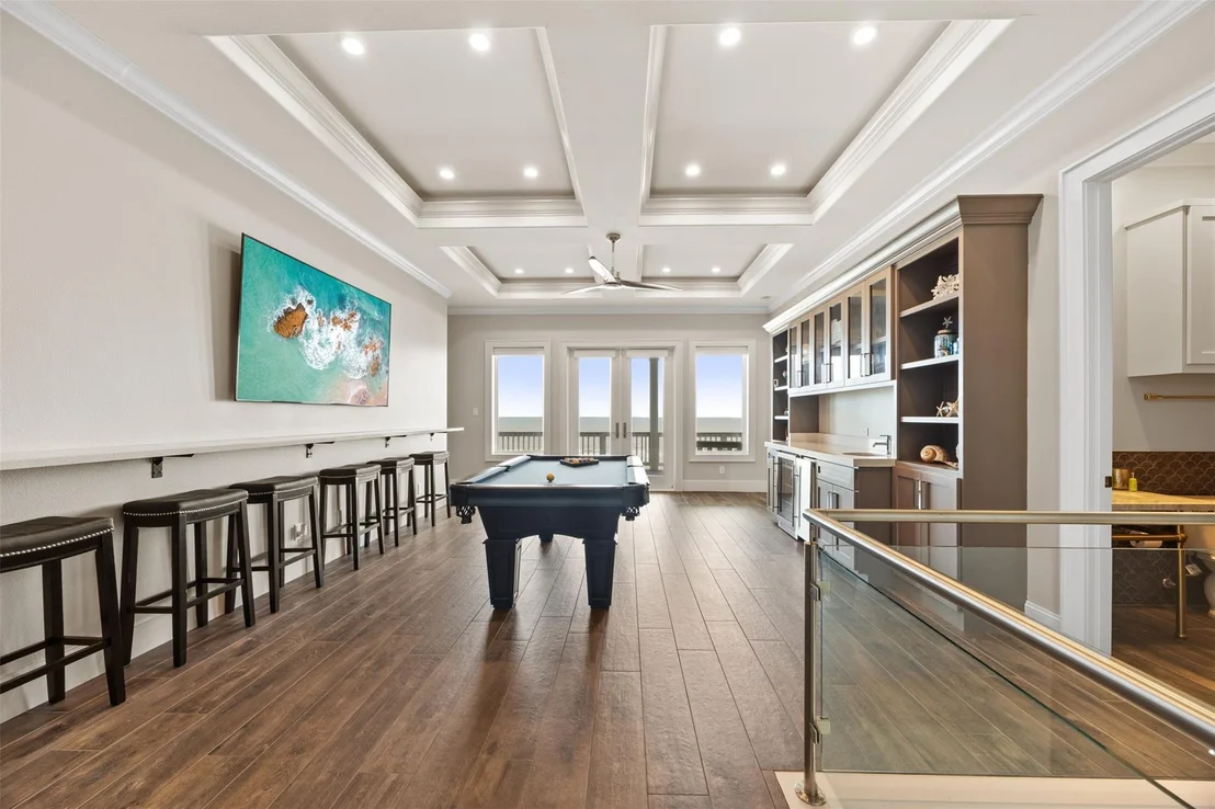 Photo of 11707 Beachside