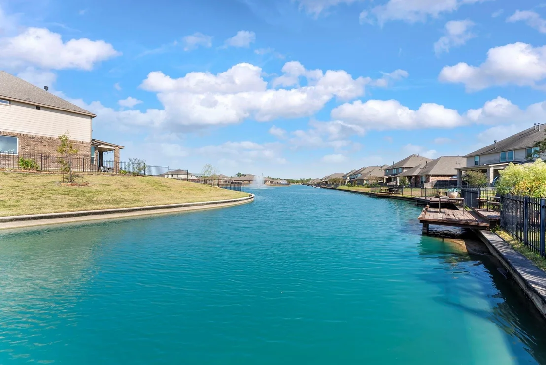 Photo of 3707 Lake Bend Shore Drive