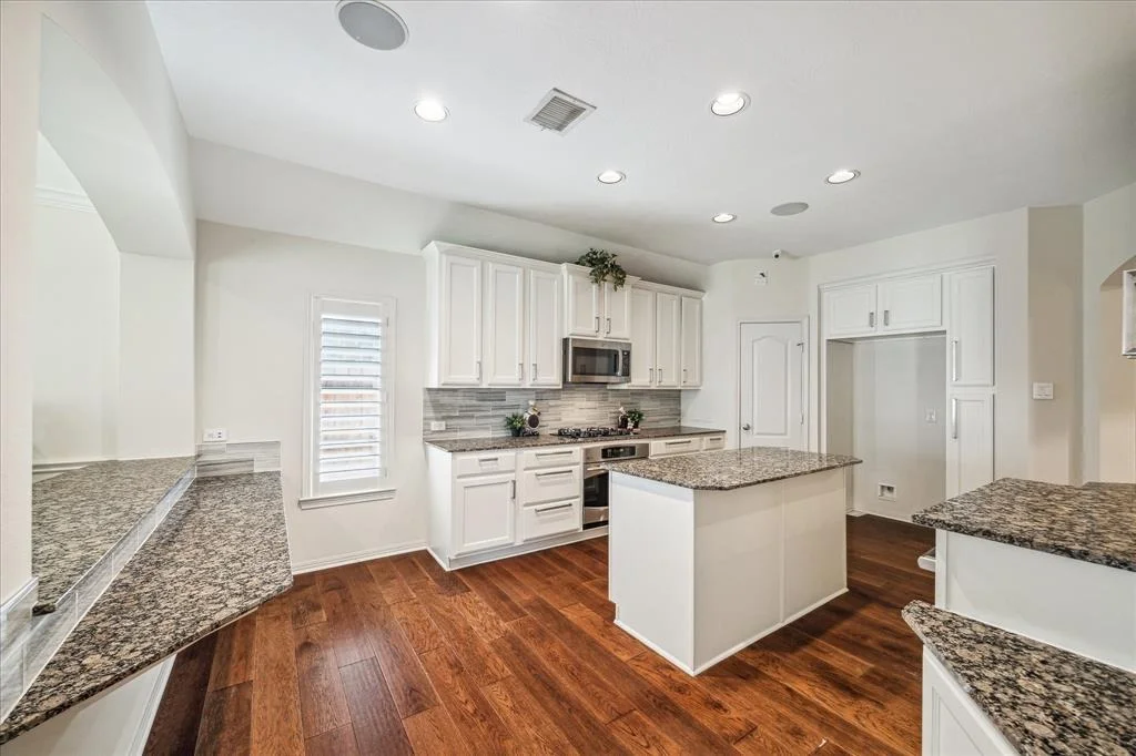 Photo of 703 Doscher Lane