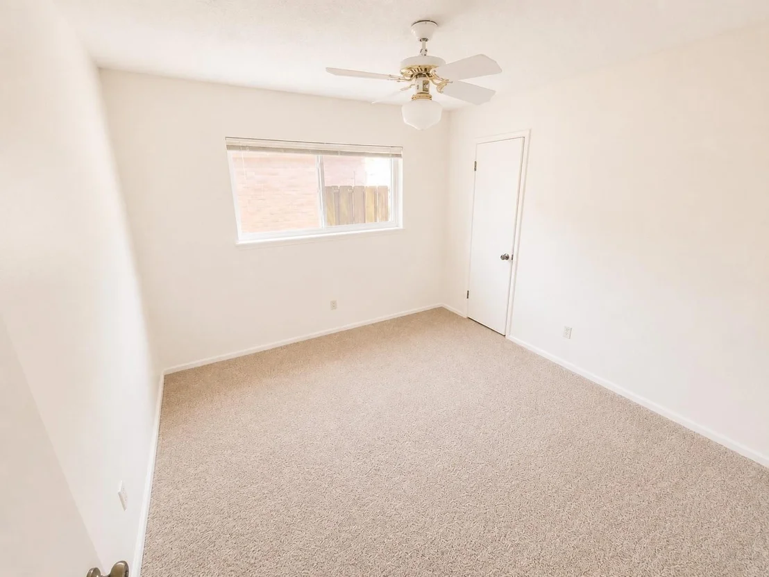 Photo of 802 Seafoam Road