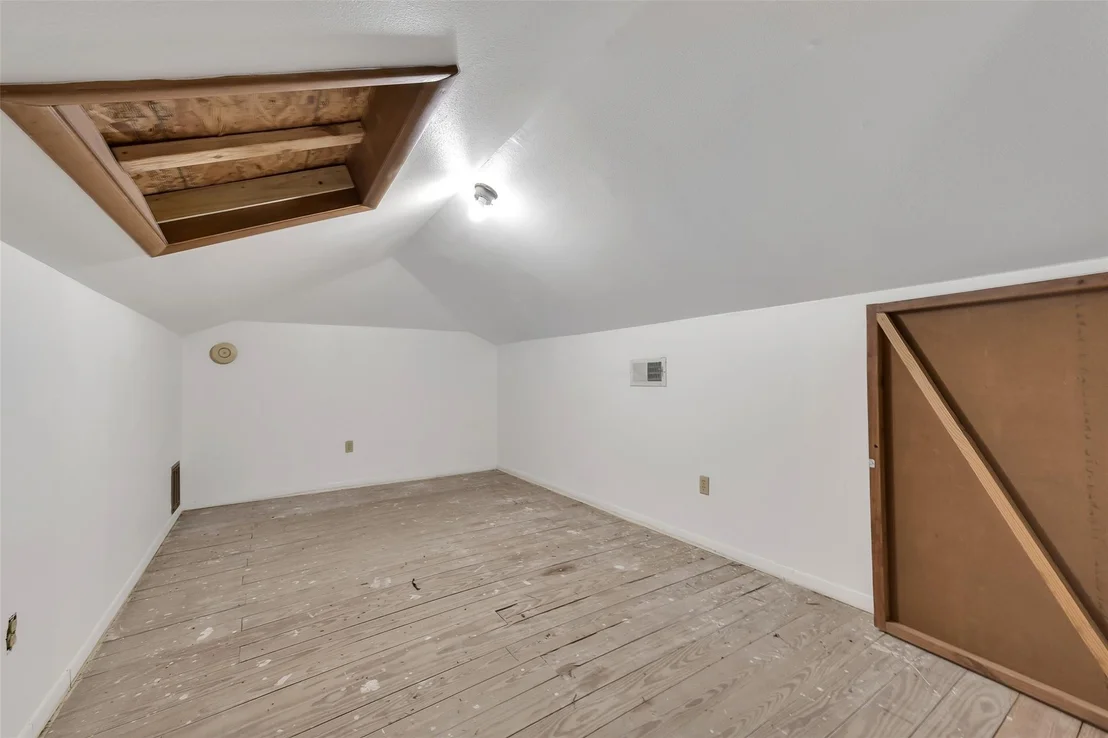 Photo of 1617 Wavecrest Lane