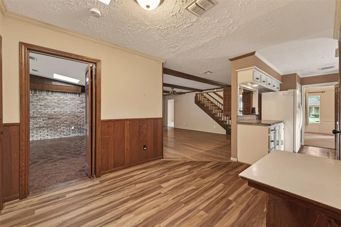 Photo of 6210 Claridge Drive