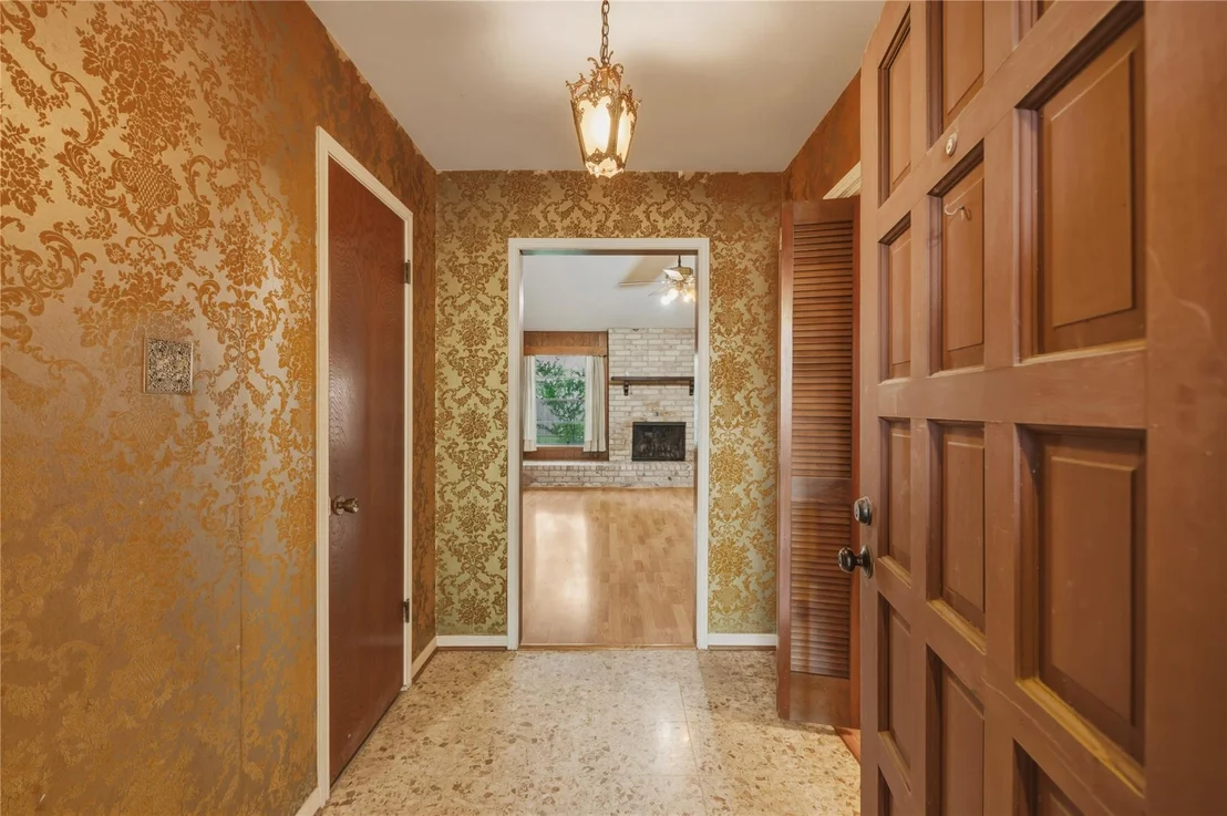 Photo of 10223 Kirkglen Drive