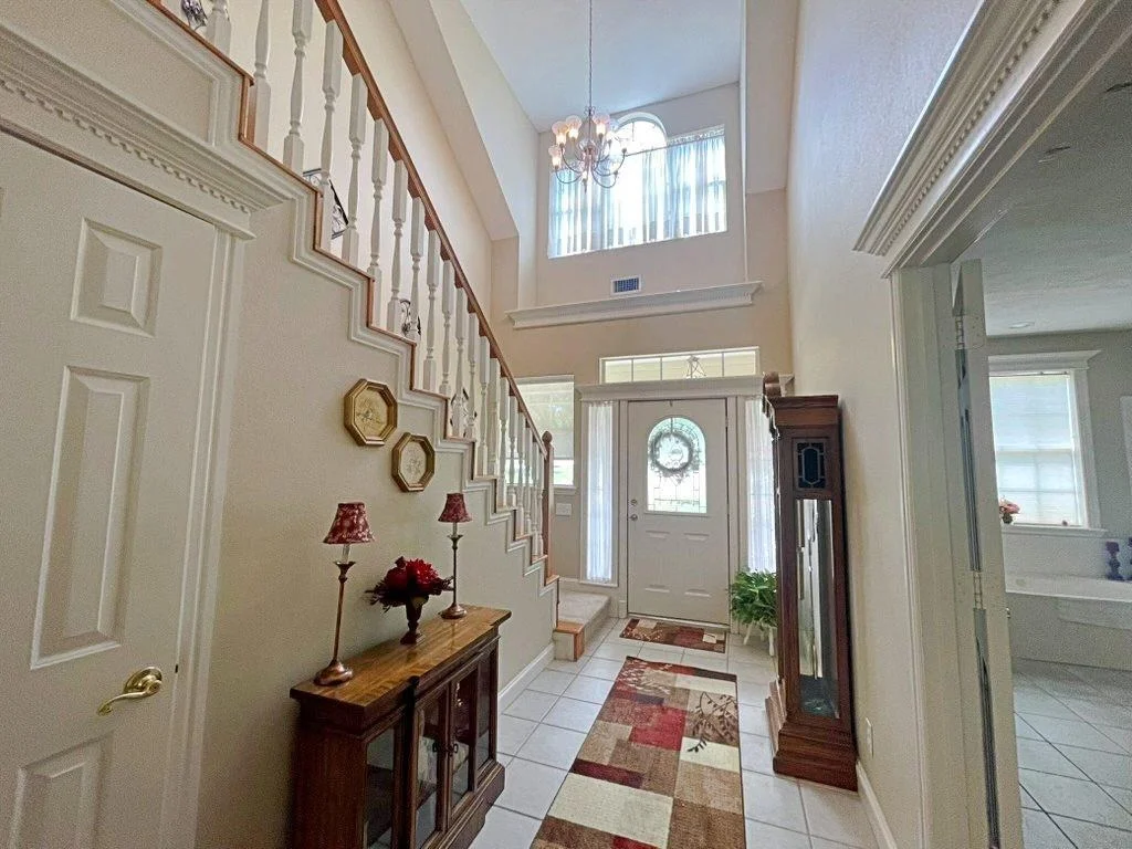 Photo of 2903 Creekside Drive
