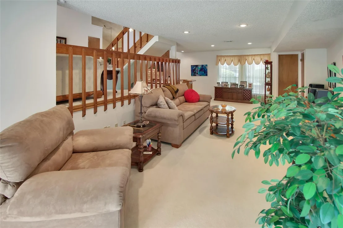 Photo of 19538 Enchanted Oaks Drive
