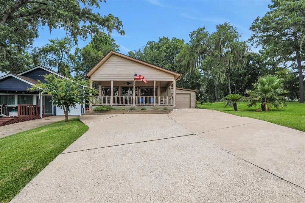 Photo of 63 Harbour Row Drive