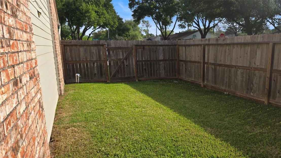 Photo of 6934 Tara Drive