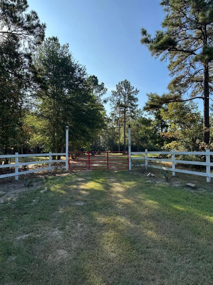 Photo of 8958 N Walker Road