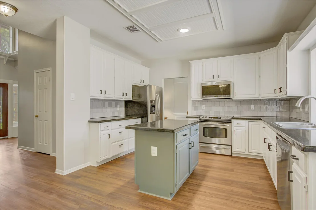 Photo of 2826 Spring Lakes