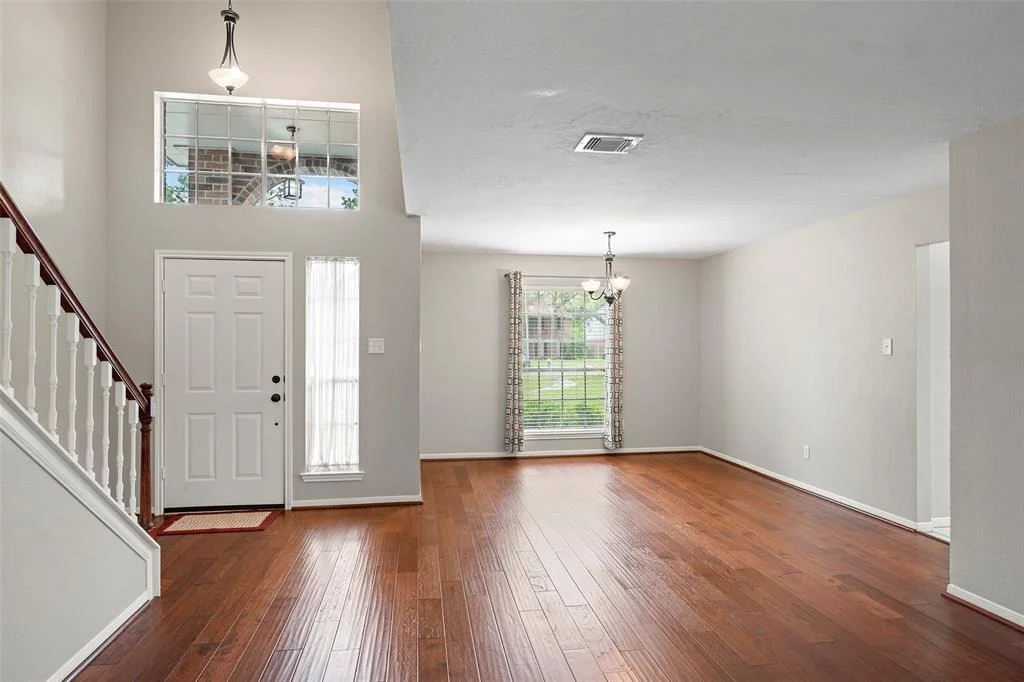 Photo of 10327 Millshaw Drive