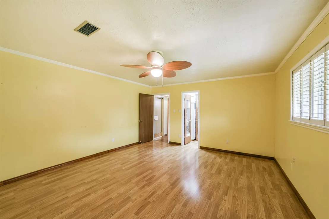 Photo of 7622 Eichler Drive