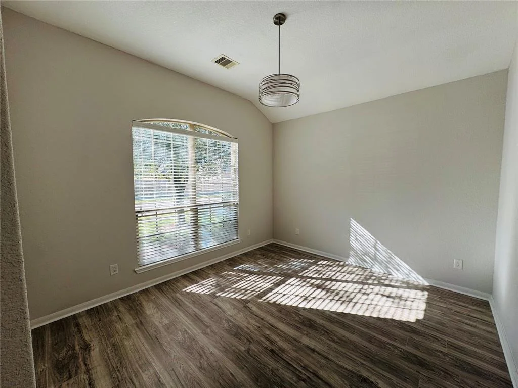Photo of 8522 Windy Path Lane