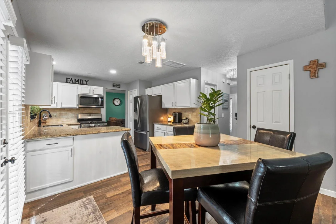 Photo of 94 Rockridge Drive