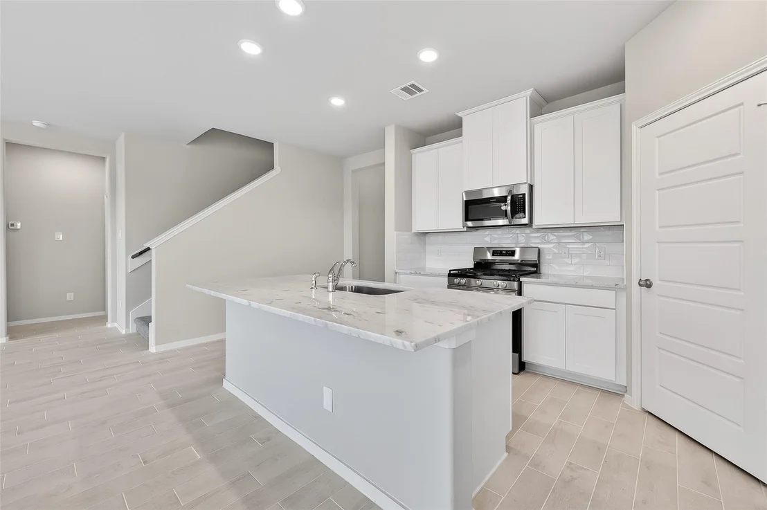 Photo of 12615 Canyon Falls Boulevard