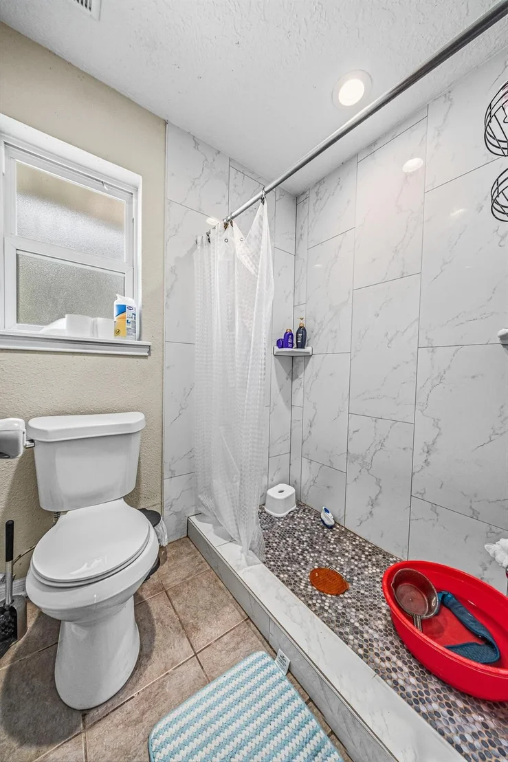 Photo of 12715 Oakfield Drive
