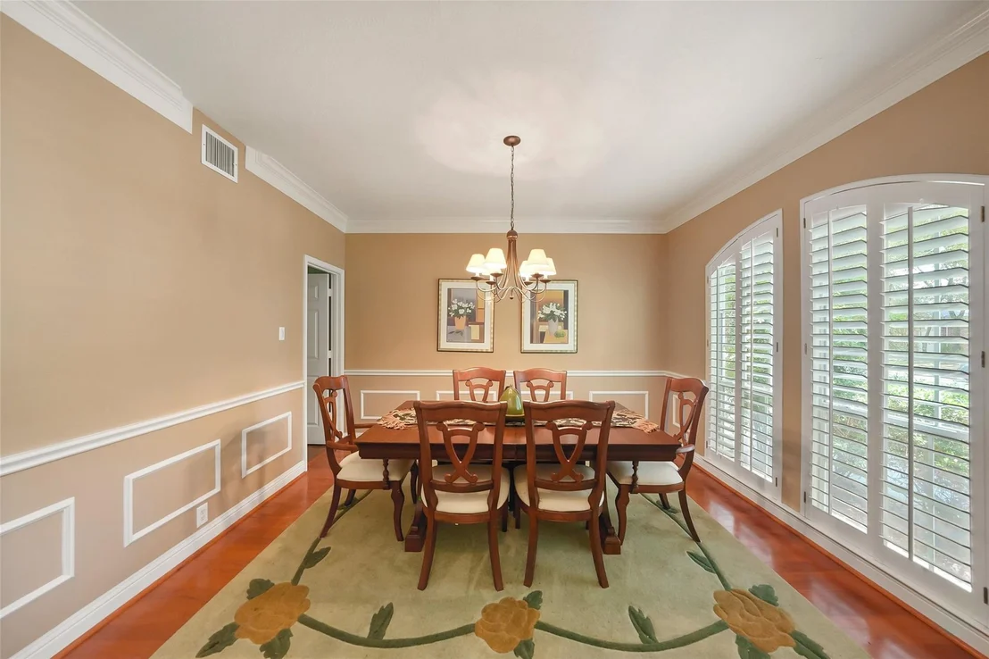 Photo of 49 N Greenvine Circle