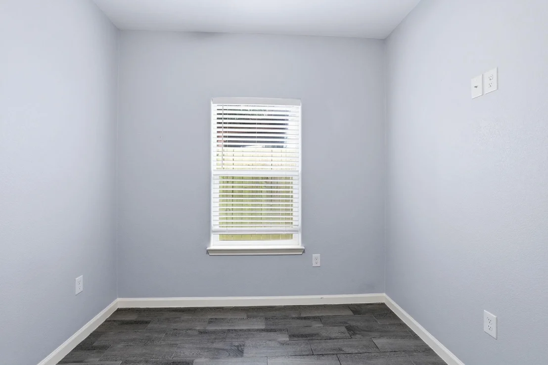 Photo of 16919 Balmoral