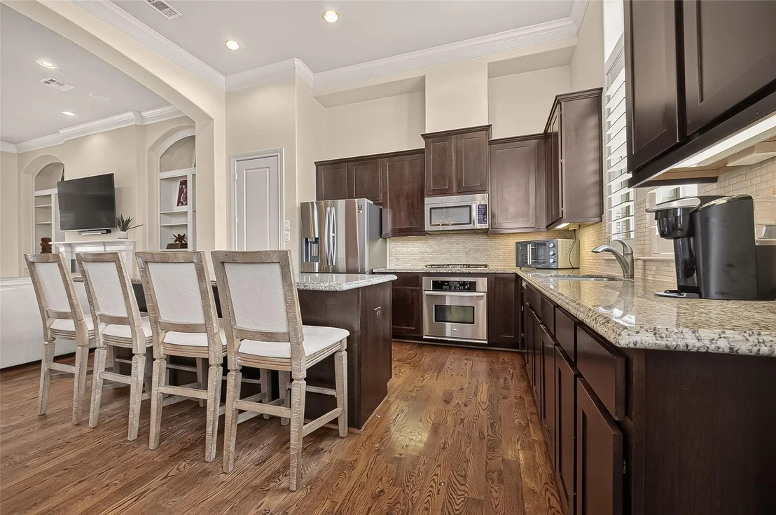 Photo of 10929 Upland Park
