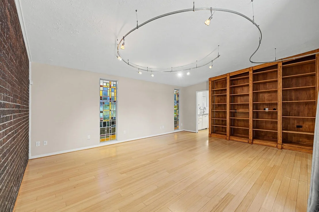 Photo of 9107 Timberside Drive