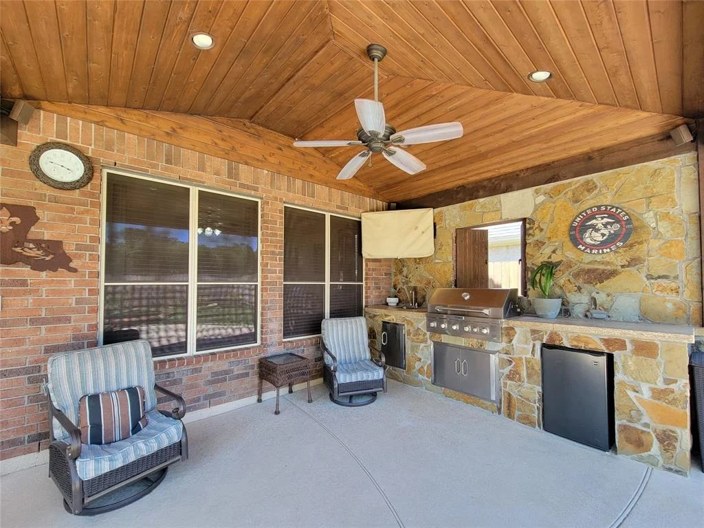 Photo of 20947 Field Manor Lane