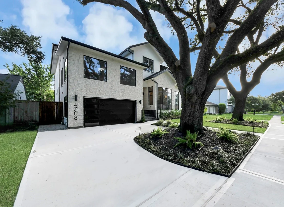 Photo of 4708 Laurel Street