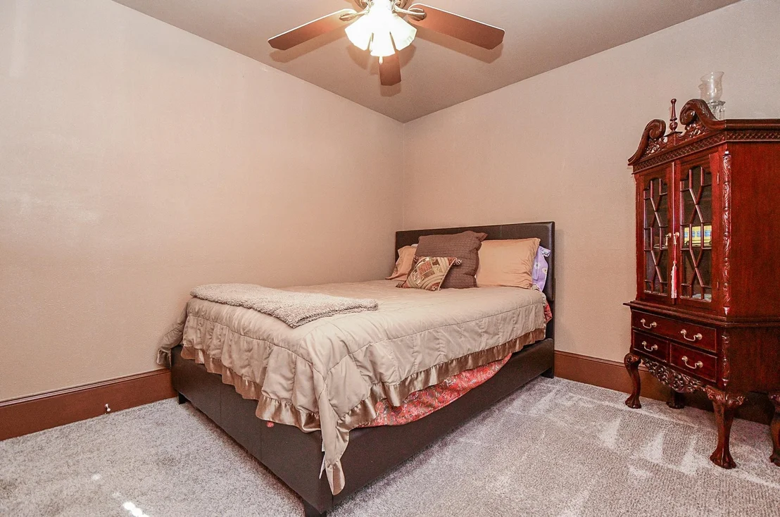Photo of 5030 Peek Road